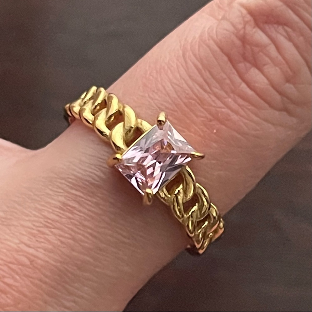 Gold Pink Baguette Chain Ring